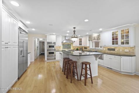 21 Musket Lane Eatontown NJ 07724