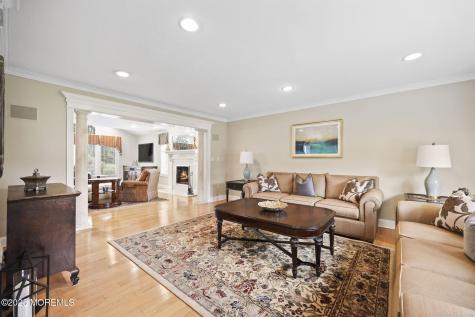 21 Musket Lane Eatontown NJ 07724