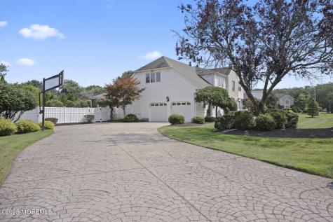 21 Musket Lane Eatontown NJ 07724