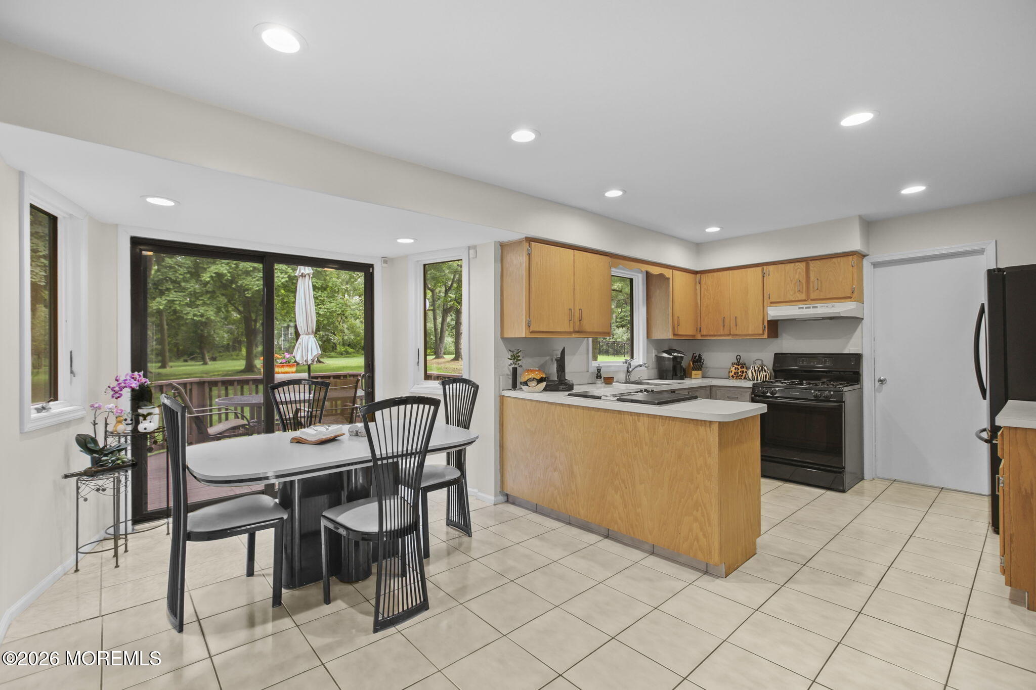 28 Buttonwood Drive Marlboro NJ 07746
