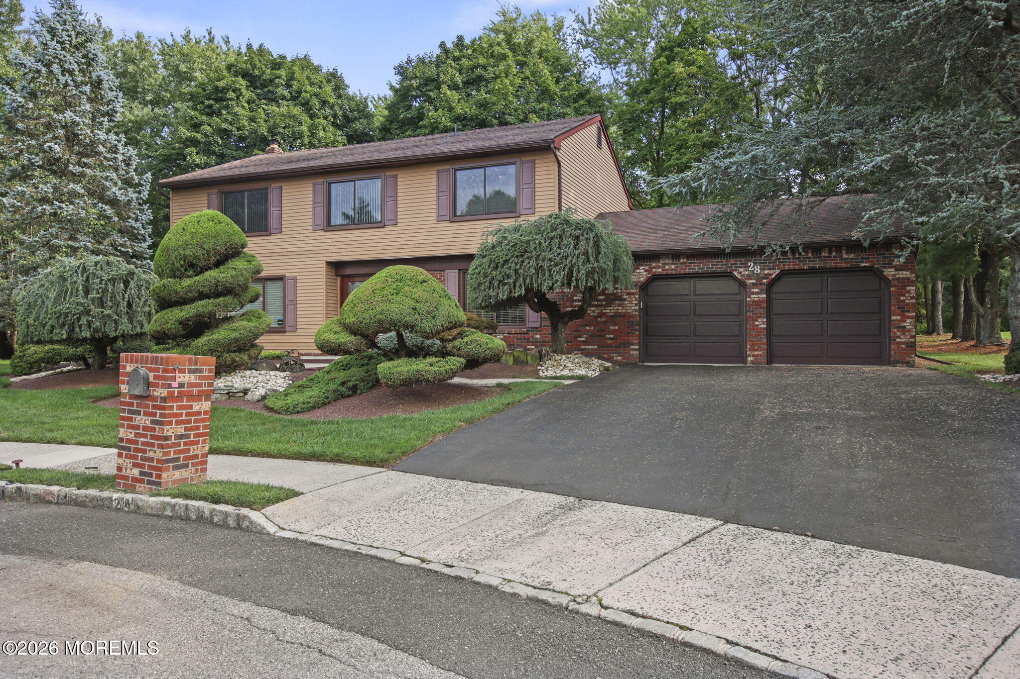 28 Buttonwood Drive Marlboro NJ 07746