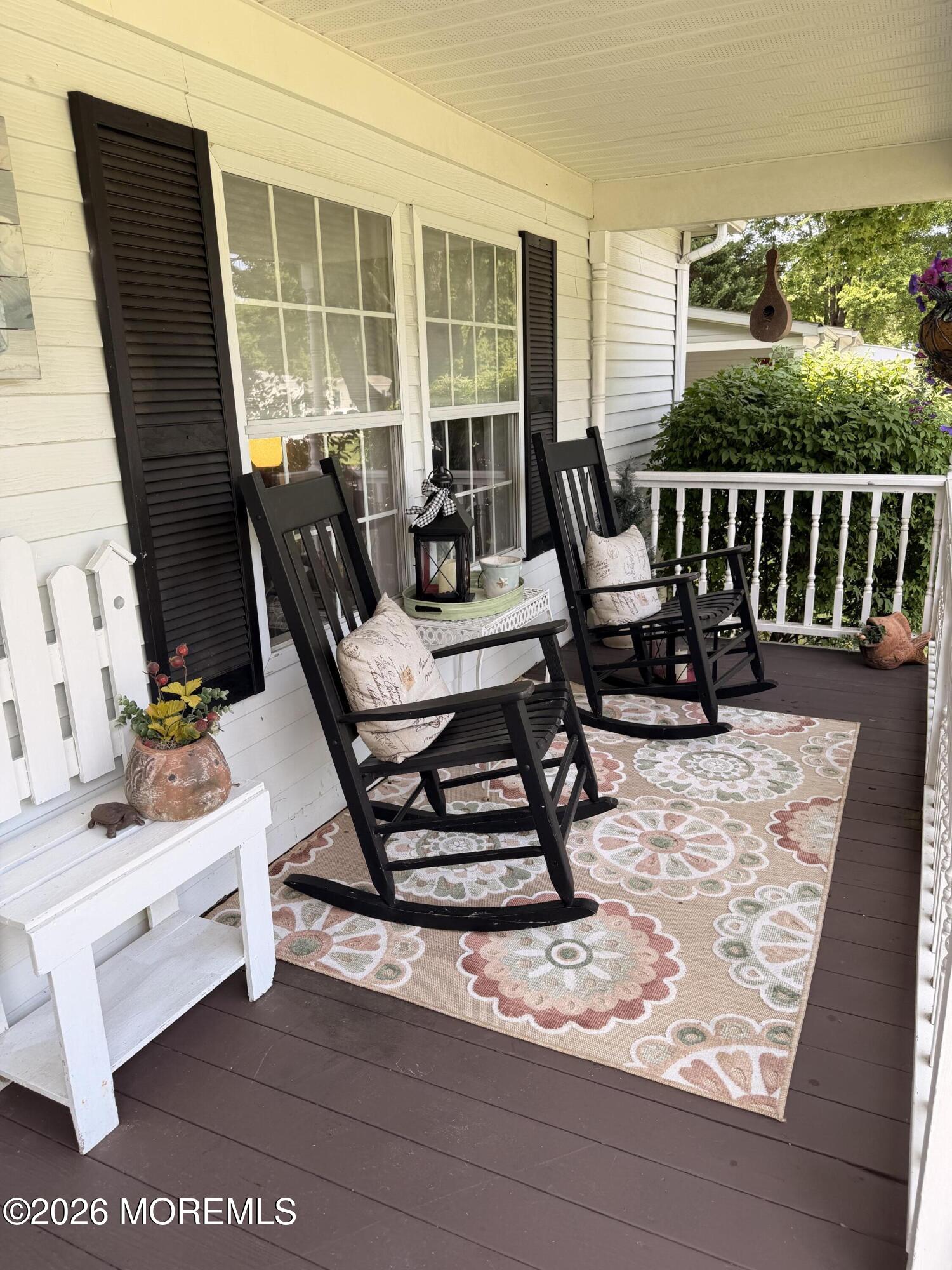 8 Tanglewood Drive Cream Ridge NJ 08514