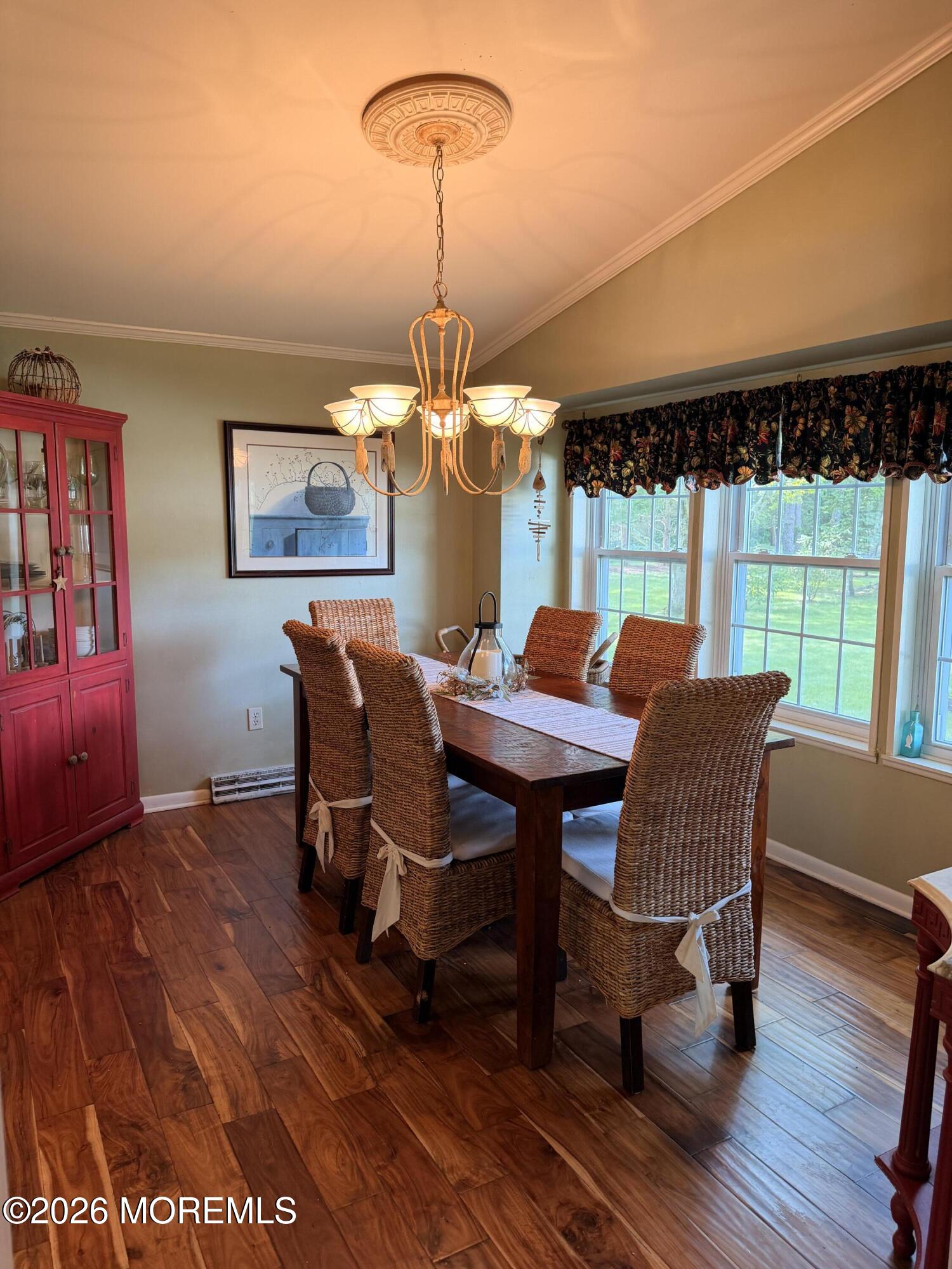 8 Tanglewood Drive Cream Ridge NJ 08514