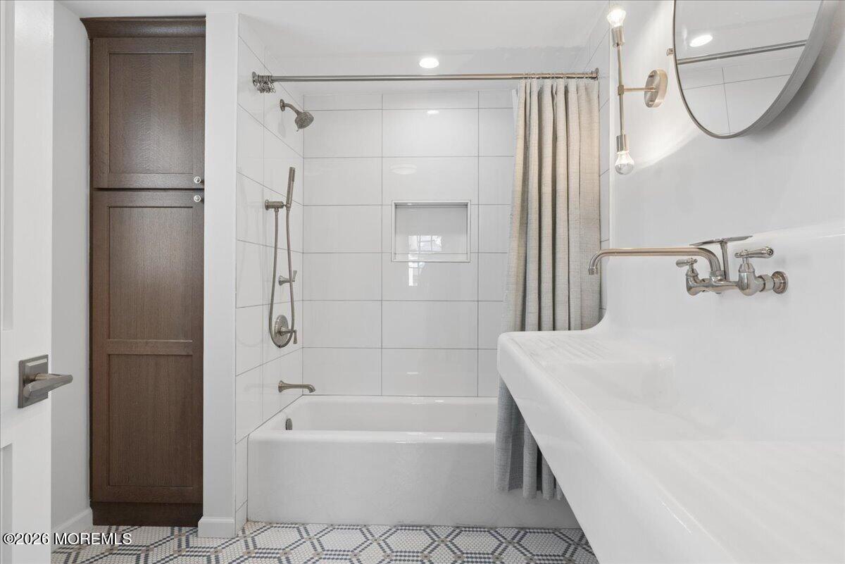 502 Sylvania Avenue Avon-by-the-sea NJ 07717