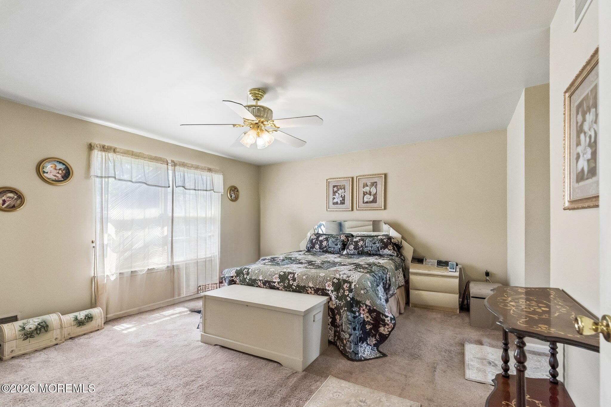 16 Crater Lake Road Howell NJ 07731