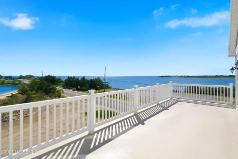 307 Ohanlon Avenue Bayville NJ 08721