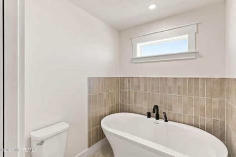 307 Ohanlon Avenue Bayville NJ 08721
