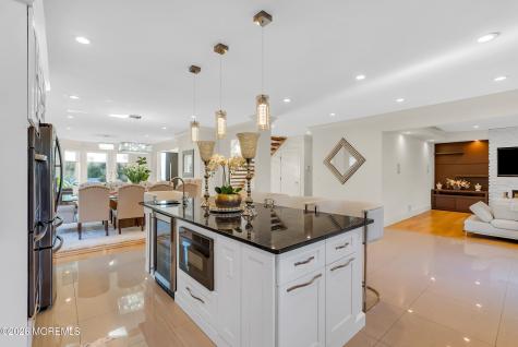 243 Overbrook Avenue Oakhurst NJ 07755
