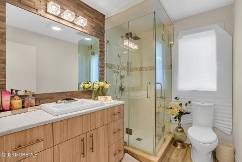 243 Overbrook Avenue Oakhurst NJ 07755