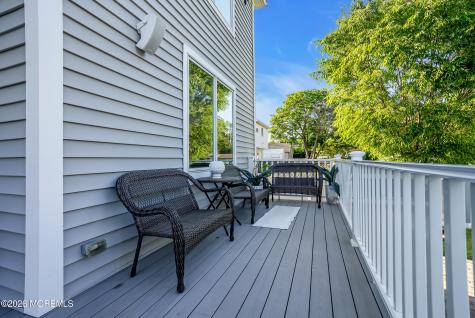 243 Overbrook Avenue Oakhurst NJ 07755