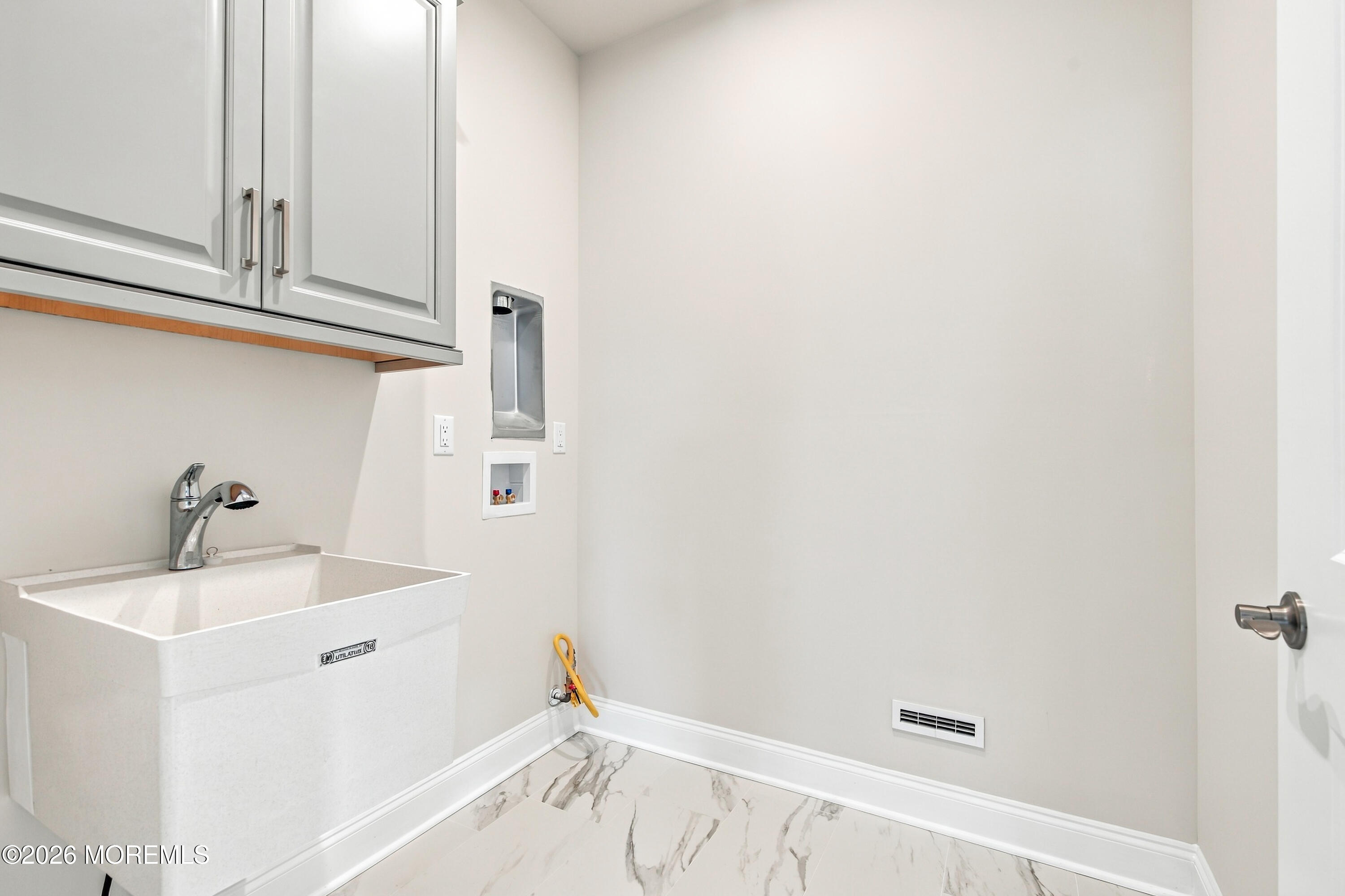55 Mitchell Court Manalapan NJ 07726