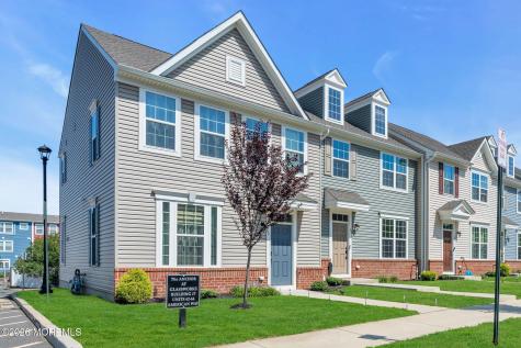 63 American Way Cliffwood NJ 07721