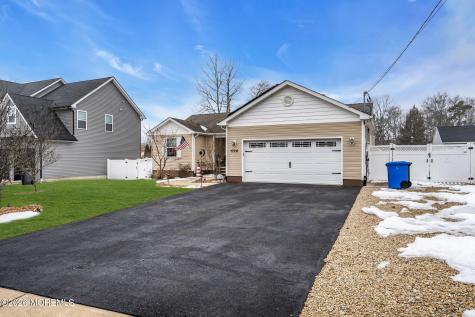 496 Lighthouse Drive Manahawkin NJ 08050