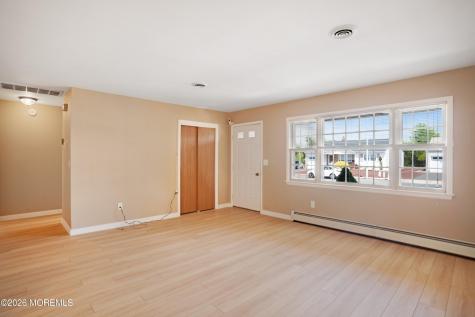 9 Norway Road Toms River NJ 08757