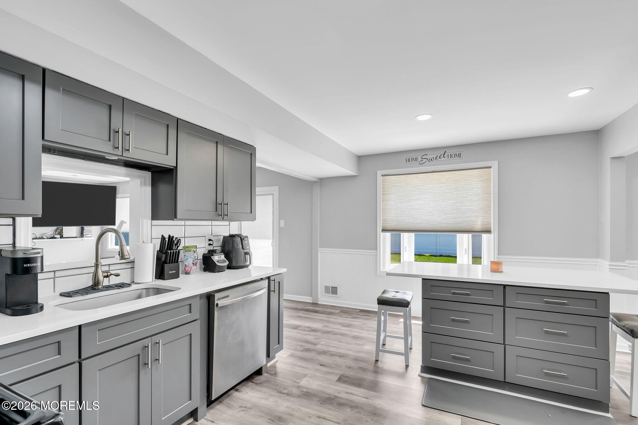 40 Kiwi Loop Howell NJ 07731