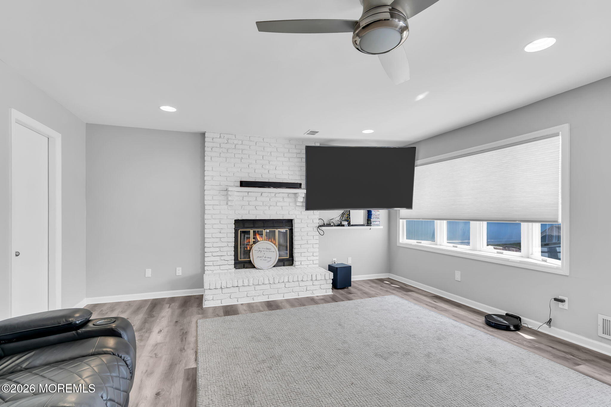 40 Kiwi Loop Howell NJ 07731