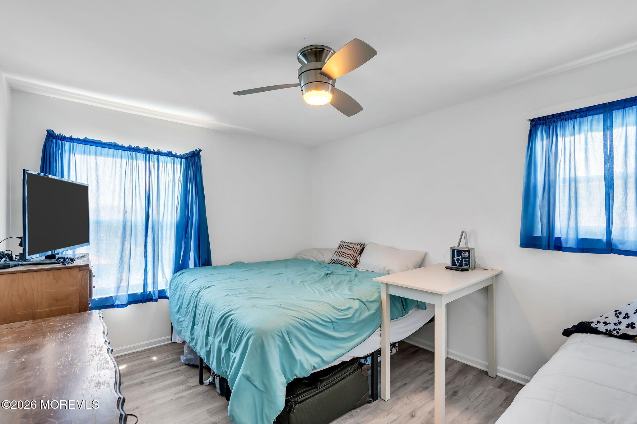 40 Kiwi Loop Howell NJ 07731