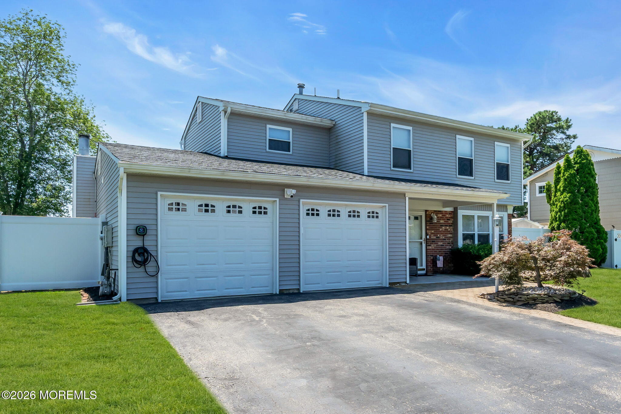 40 Kiwi Loop Howell NJ 07731
