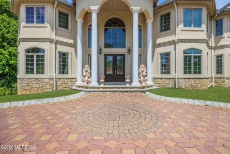 15 Embry Farm Road Marlboro NJ 07746