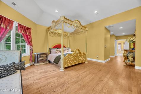 15 Embry Farm Road Marlboro NJ 07746