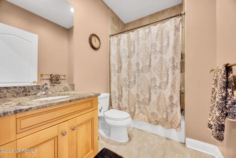 15 Embry Farm Road Marlboro NJ 07746