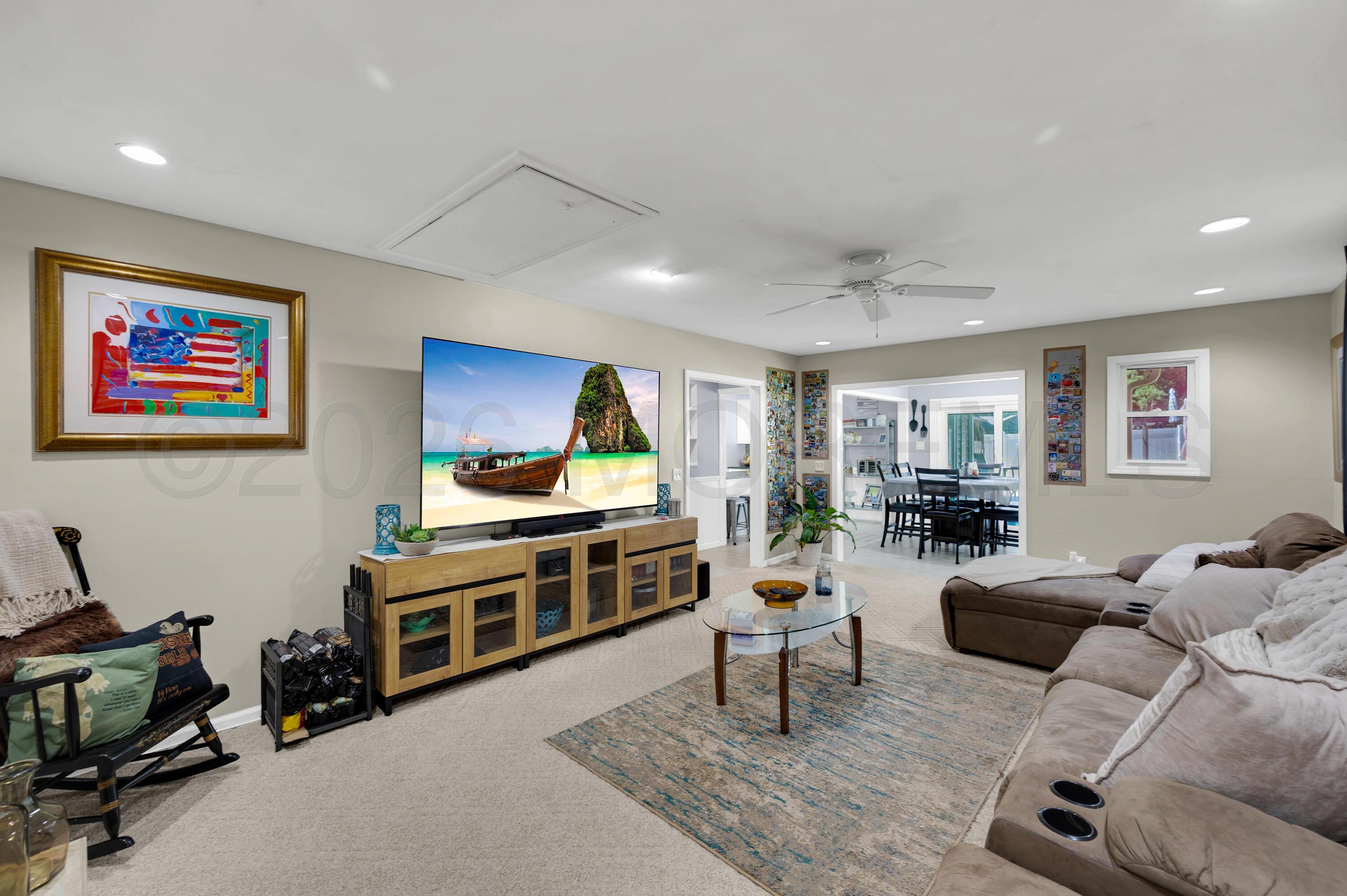 12 Yellowstone Lane Howell NJ 07731