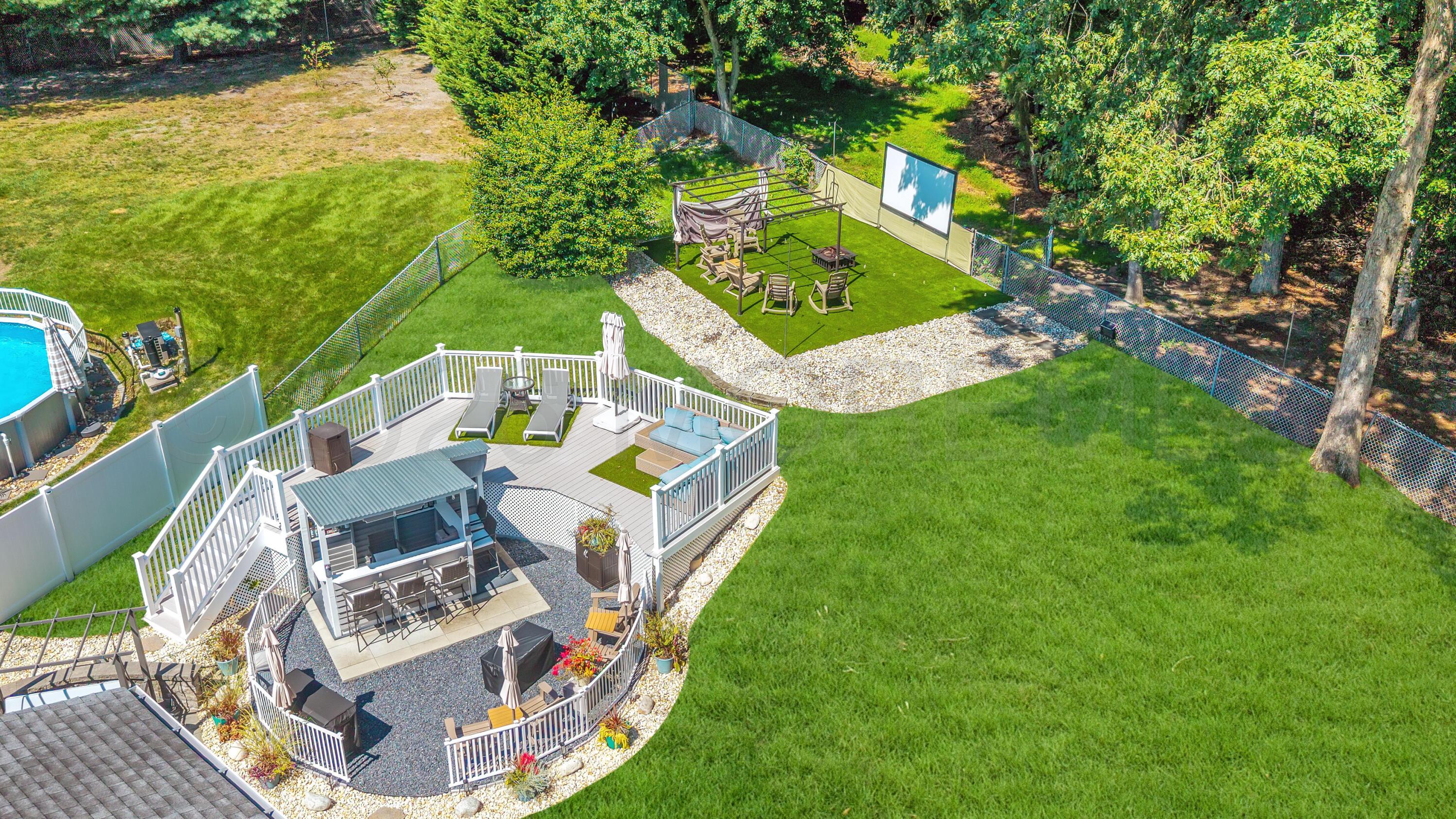 12 Yellowstone Lane Howell NJ 07731