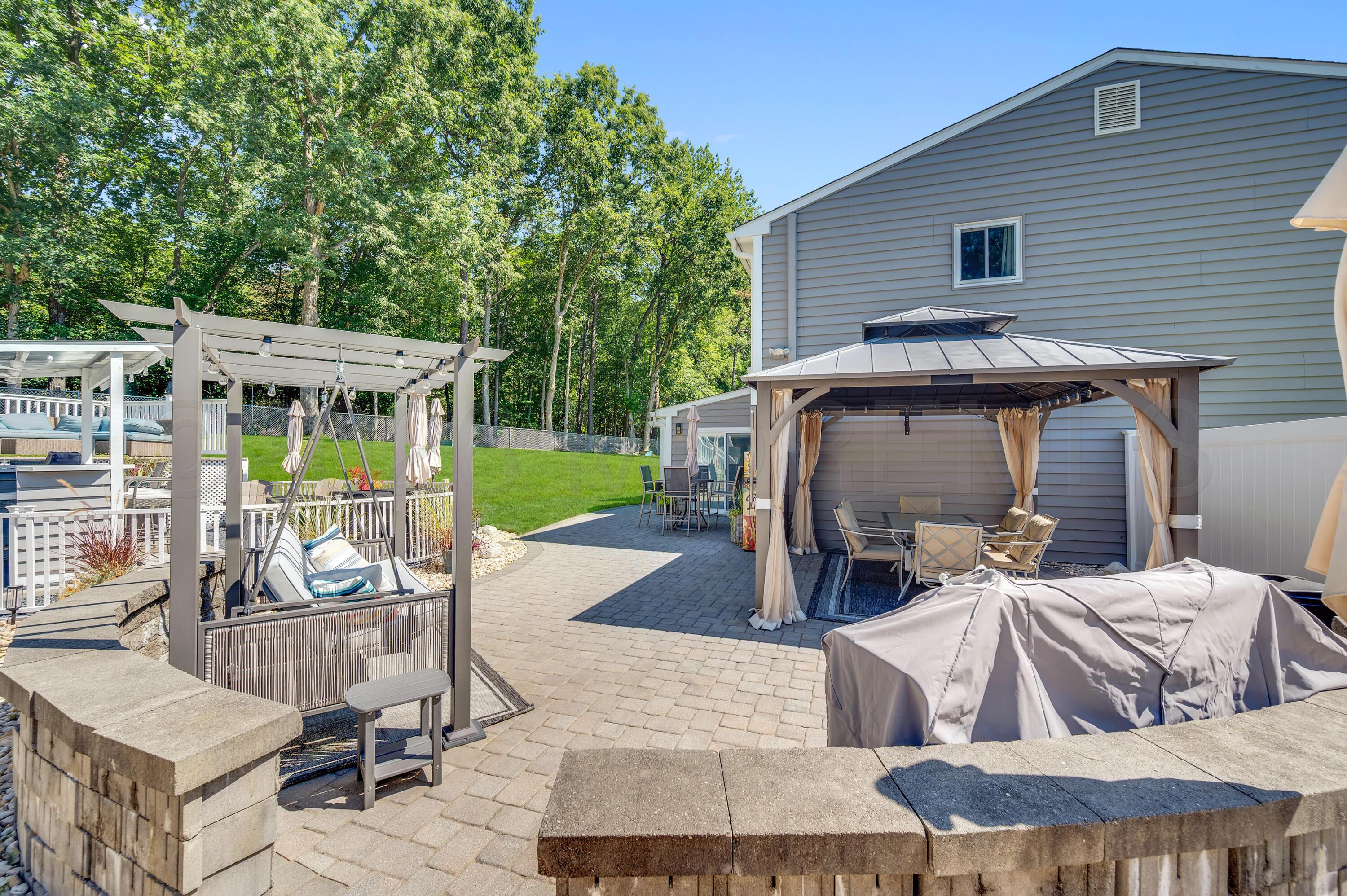 12 Yellowstone Lane Howell NJ 07731