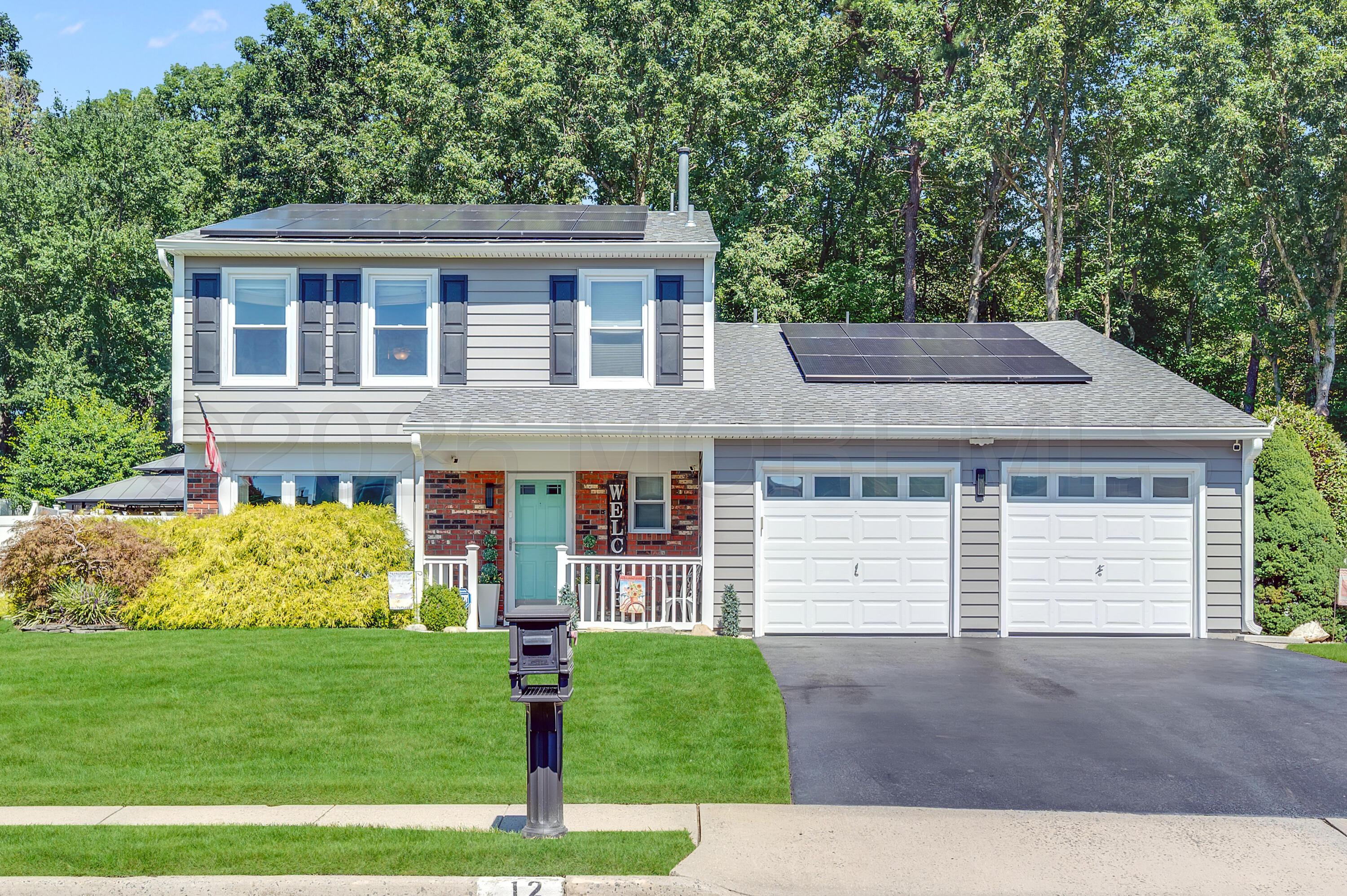 12 Yellowstone Lane Howell NJ 07731