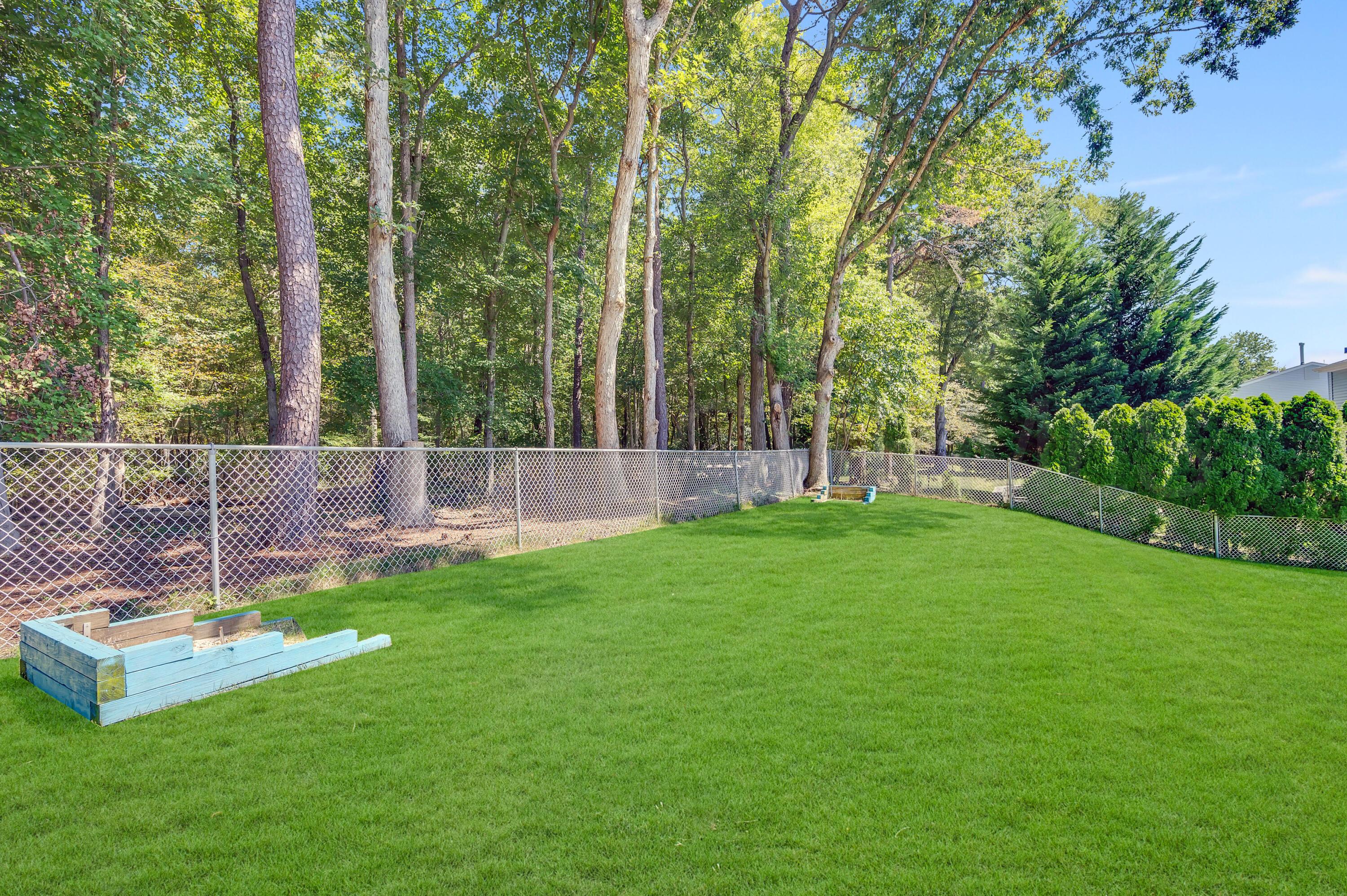 12 Yellowstone Lane Howell NJ 07731