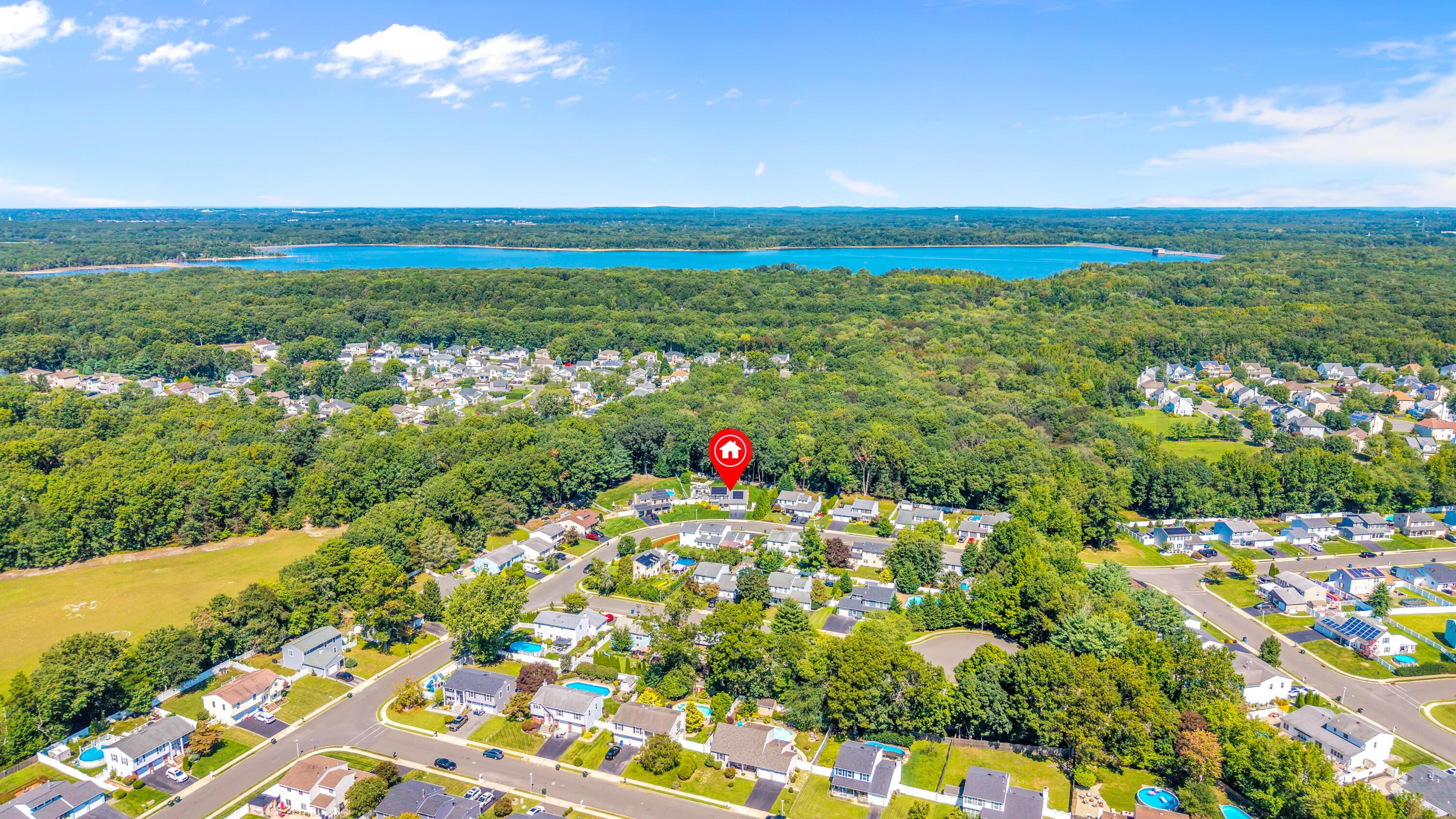 12 Yellowstone Lane Howell NJ 07731
