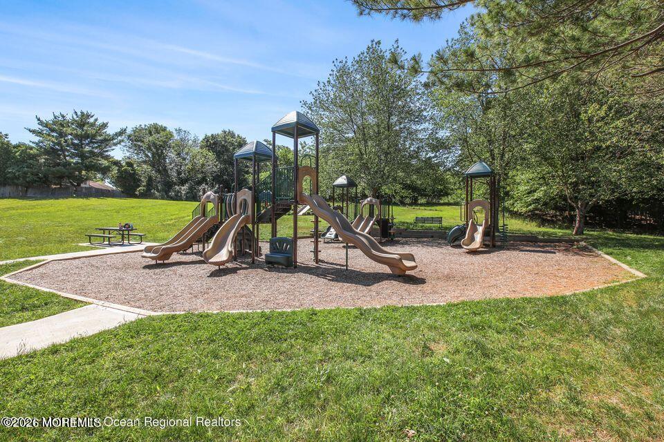 95 Idlebrook Lane Aberdeen NJ 07747