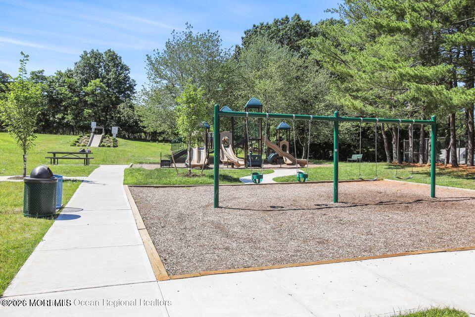 95 Idlebrook Lane Aberdeen NJ 07747