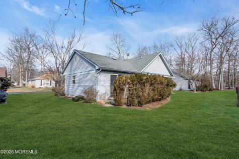 528 Petunia Lane Whiting NJ 08759