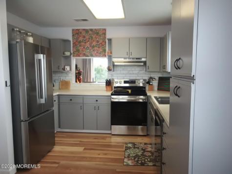 528 Petunia Lane Whiting NJ 08759
