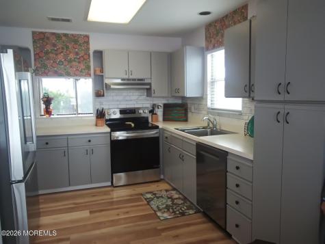 528 Petunia Lane Whiting NJ 08759