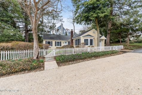 734 Navesink River Road Red Bank NJ 07701