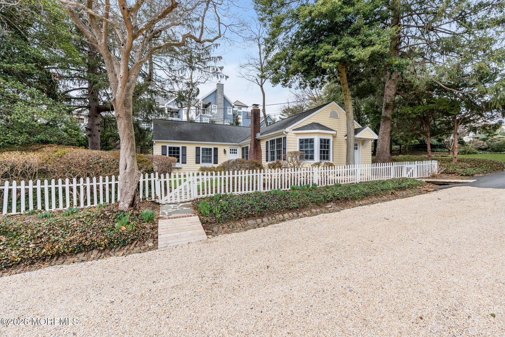 734 Navesink River Road Red Bank NJ 07701