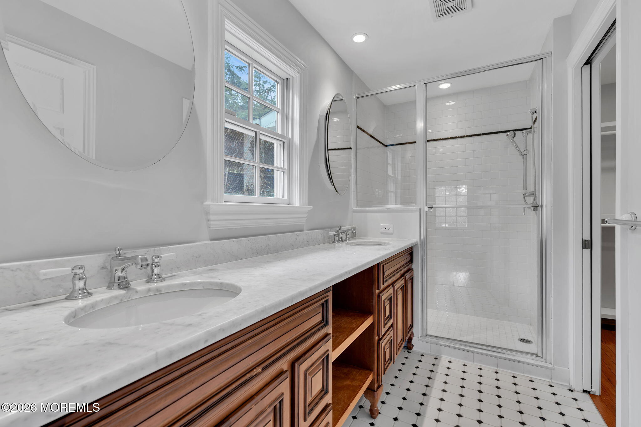734 Navesink River Road Red Bank NJ 07701