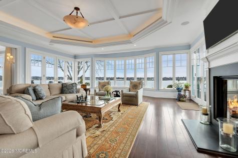 734 Navesink River Road Red Bank NJ 07701