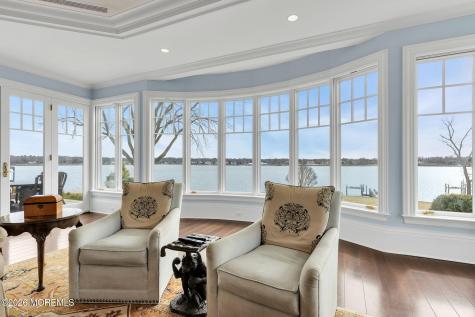 734 Navesink River Road Red Bank NJ 07701