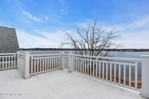 734 Navesink River Road Red Bank NJ 07701