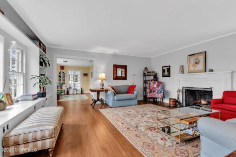 734 Navesink River Road Red Bank NJ 07701