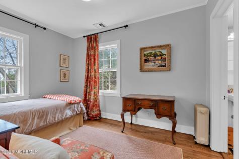 734 Navesink River Road Red Bank NJ 07701