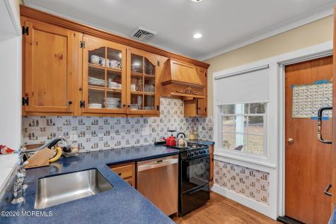 734 Navesink River Road Red Bank NJ 07701
