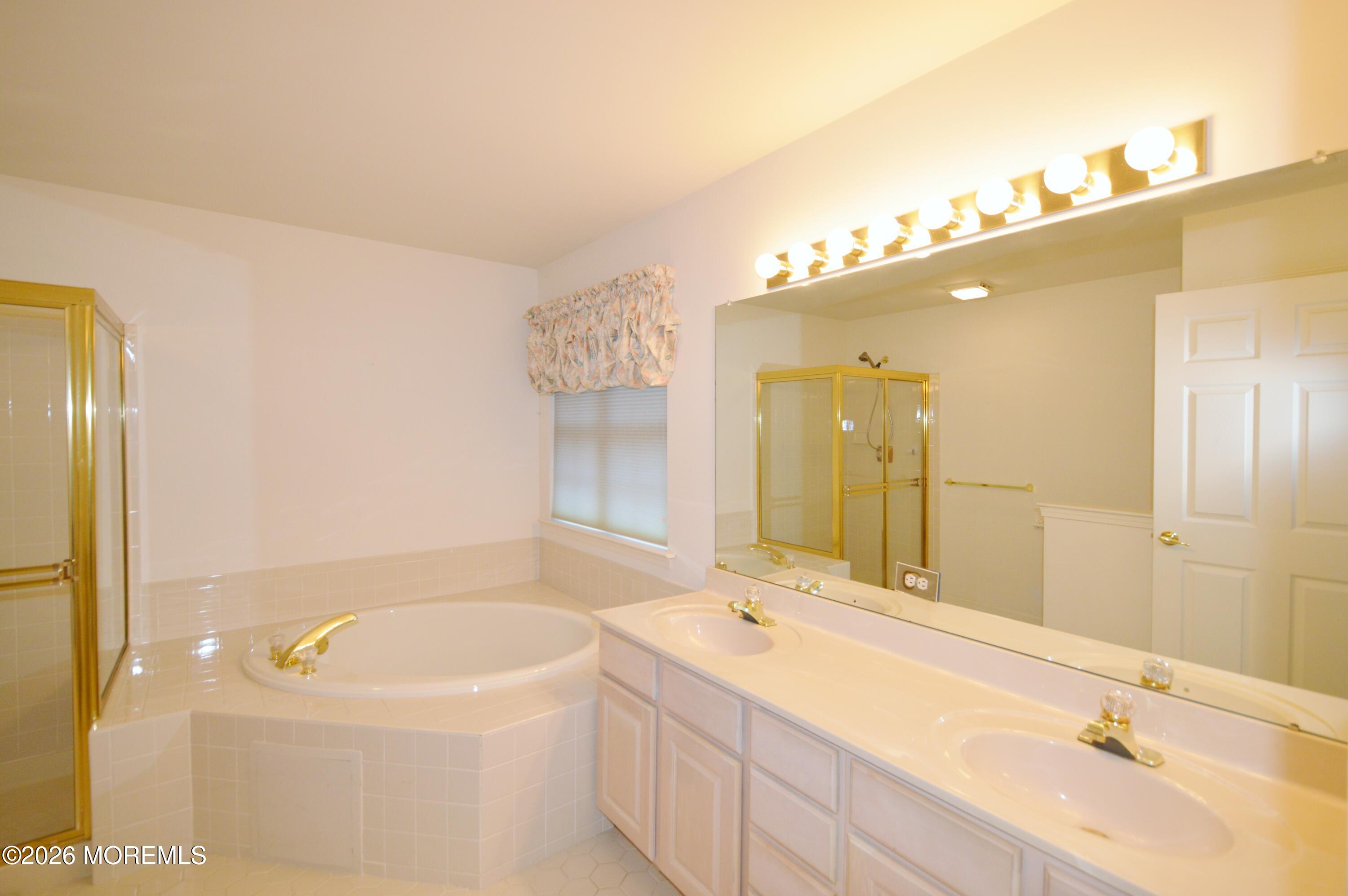 2294 Logan Court Toms River NJ 08755