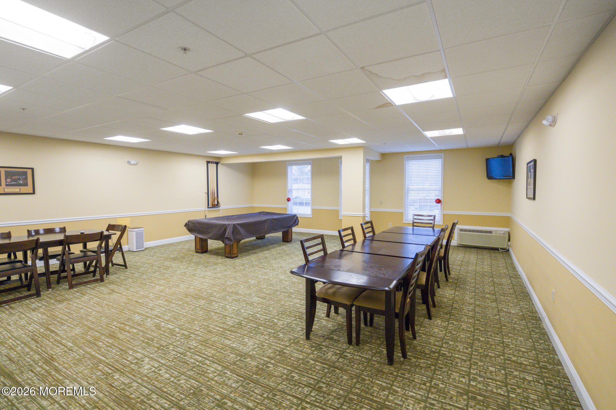 319 Regency Place Woodbridge NJ 07095
