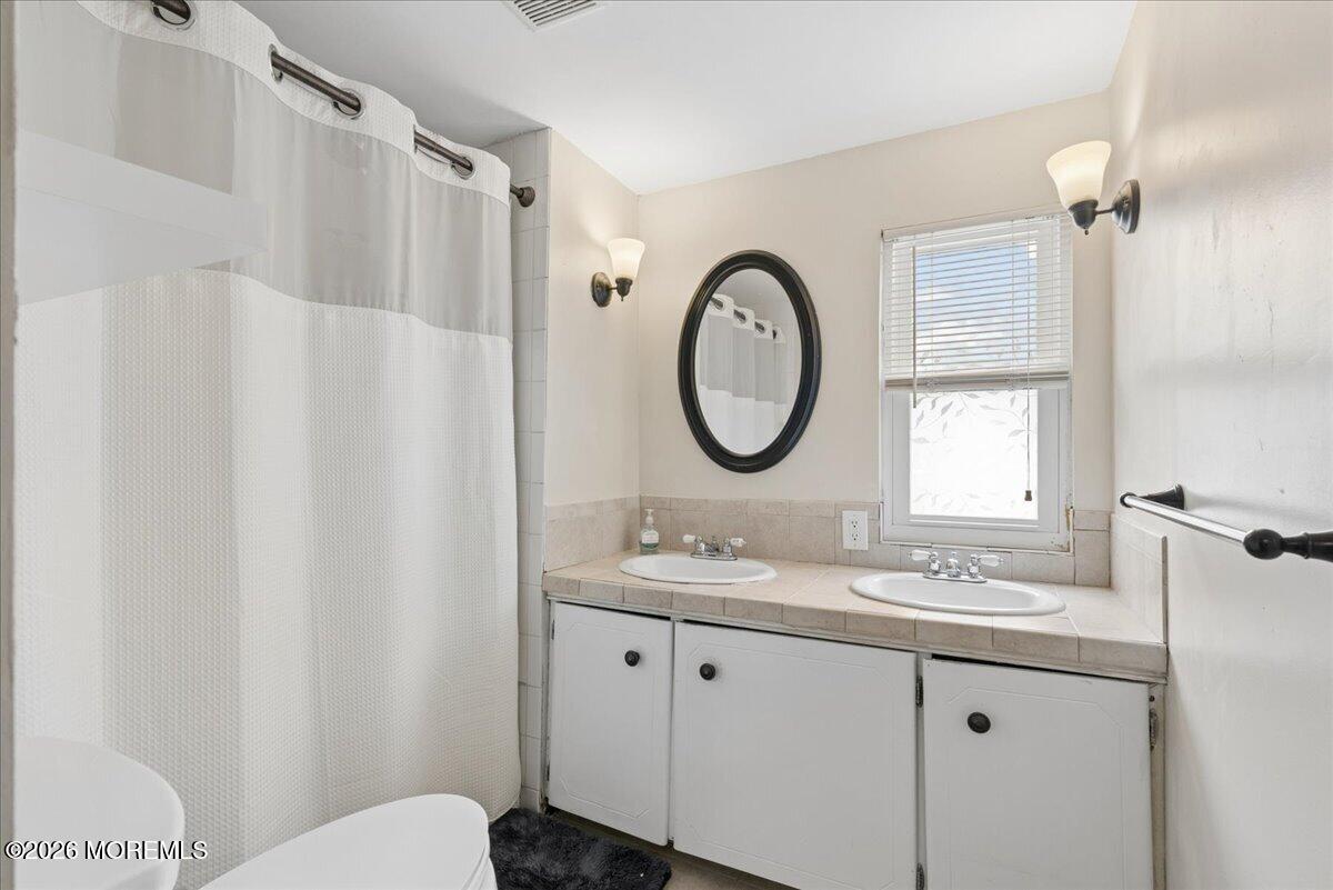 29 Alissa Terrace Jackson NJ 08527