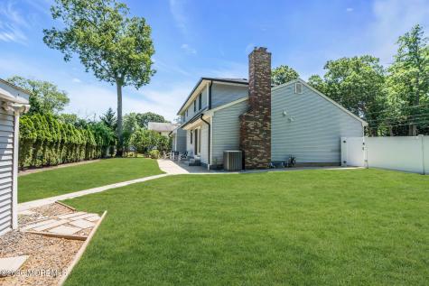 2003 Finderne Street Oakhurst NJ 07755