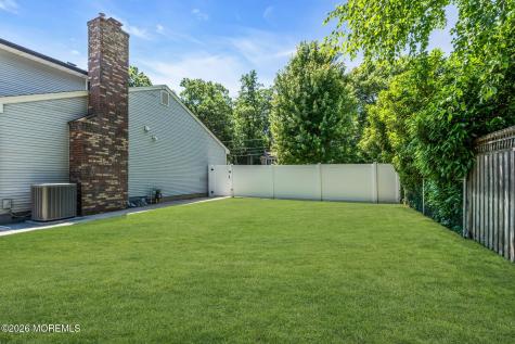 2003 Finderne Street Oakhurst NJ 07755